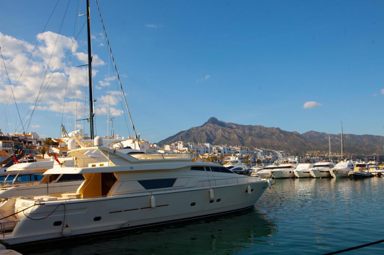 Apartamento Puerto Banus Marbella Bagian luar foto