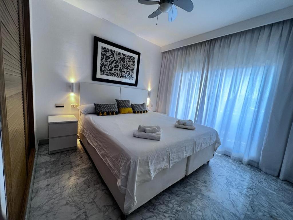 Apartamento Puerto Banus Marbella Bagian luar foto
